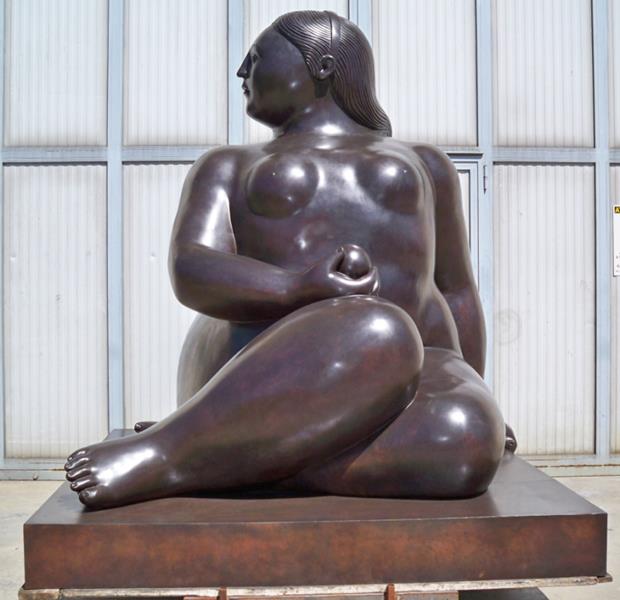 Fernando Botero - Seated Woman