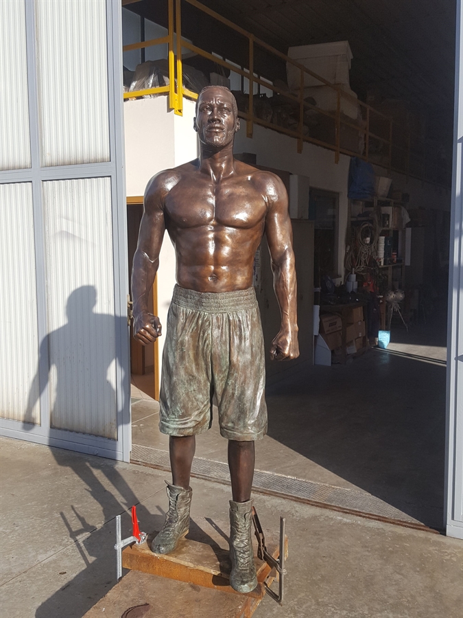 Bronze sculpture boxer Deontay Wilder h. cm. 190
